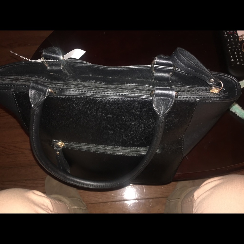Handbag - Picture 3 of 6